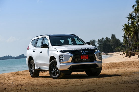 Mitsubishi Pajero Sport Elite Edition รถเช่าดอนเมือง