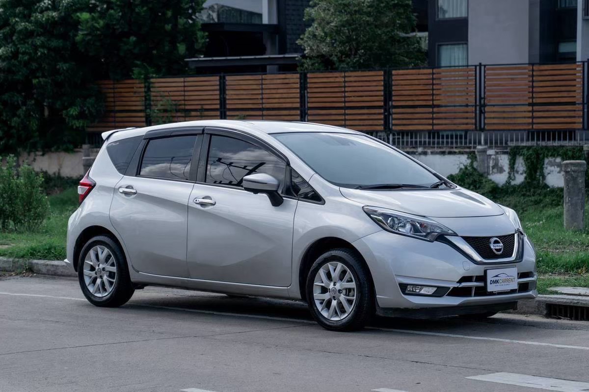 Nissan Note 1.2 VL Hatchback รถเช่าดอนเมือง